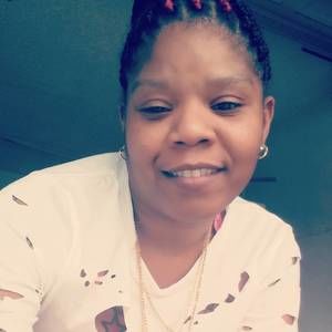 Meet your Posher, Ayesha